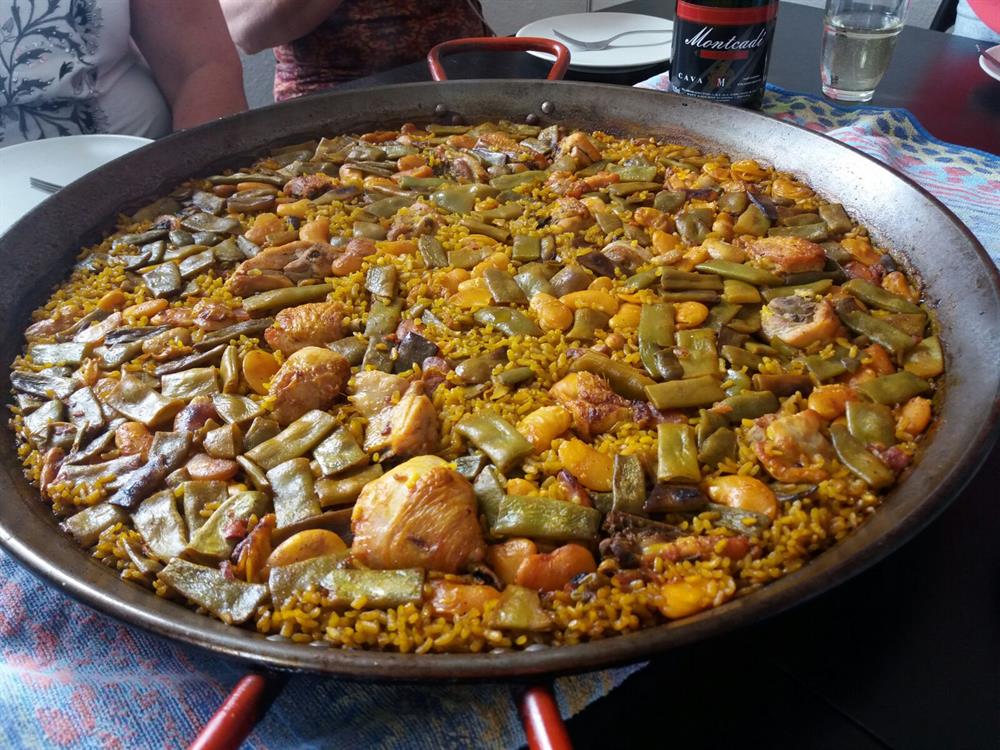 paella valenciana.jpg